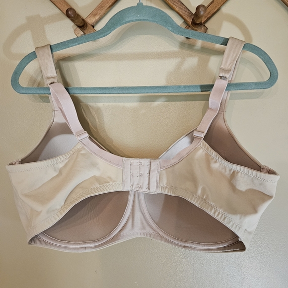Playtex Beige Full-Coverage Bra - Picture 10 of 10